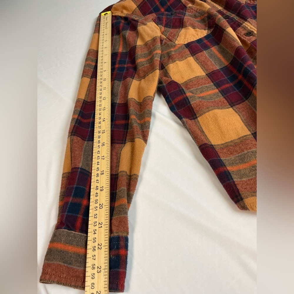 Urban Pipeline "Ultimate
Flannel" Plaid Long Sleeve Button
Down Shirt Size S - Picture 8 of 8